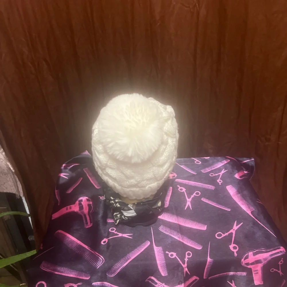 Hat - Picture 2 of 2